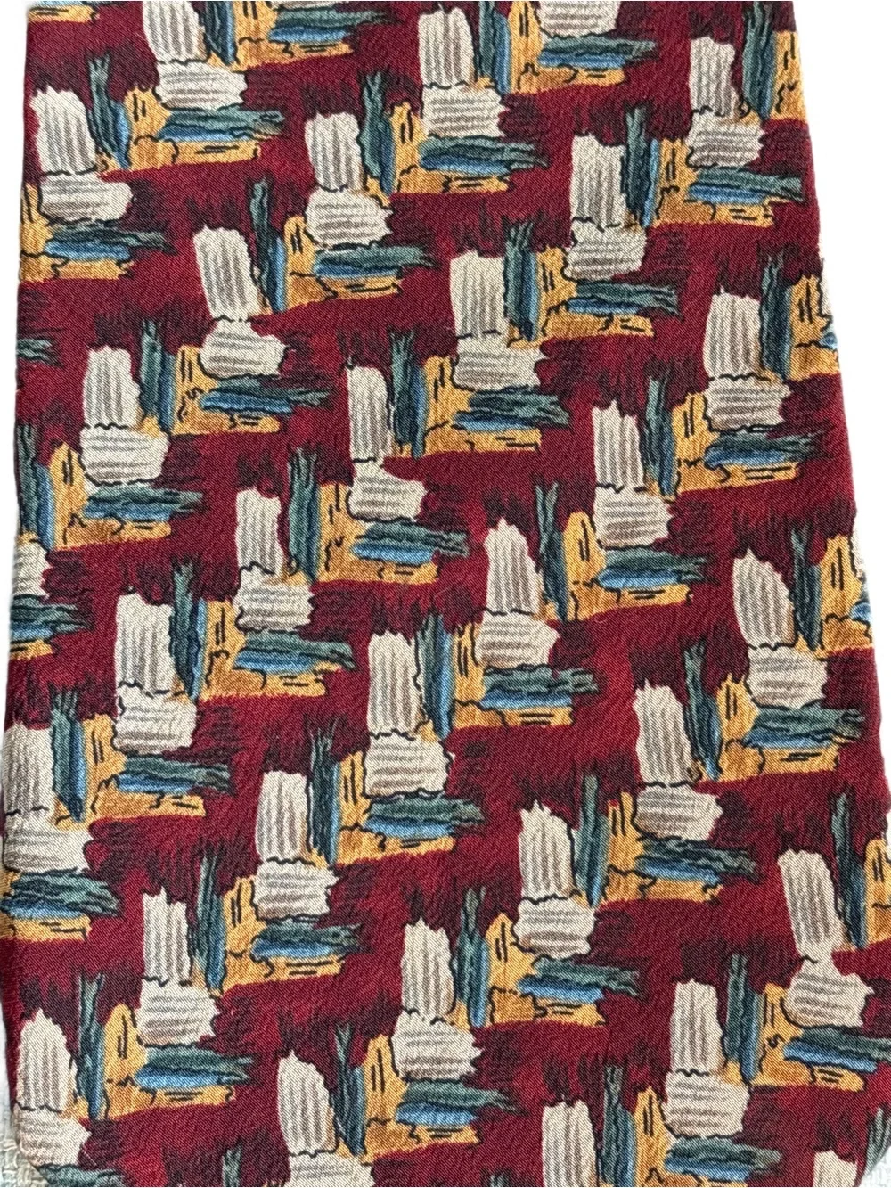 JERRY GARCIA (RIP) Tree Trunk Collection 11 - Tie in a Maroon Pattern 100% Silk